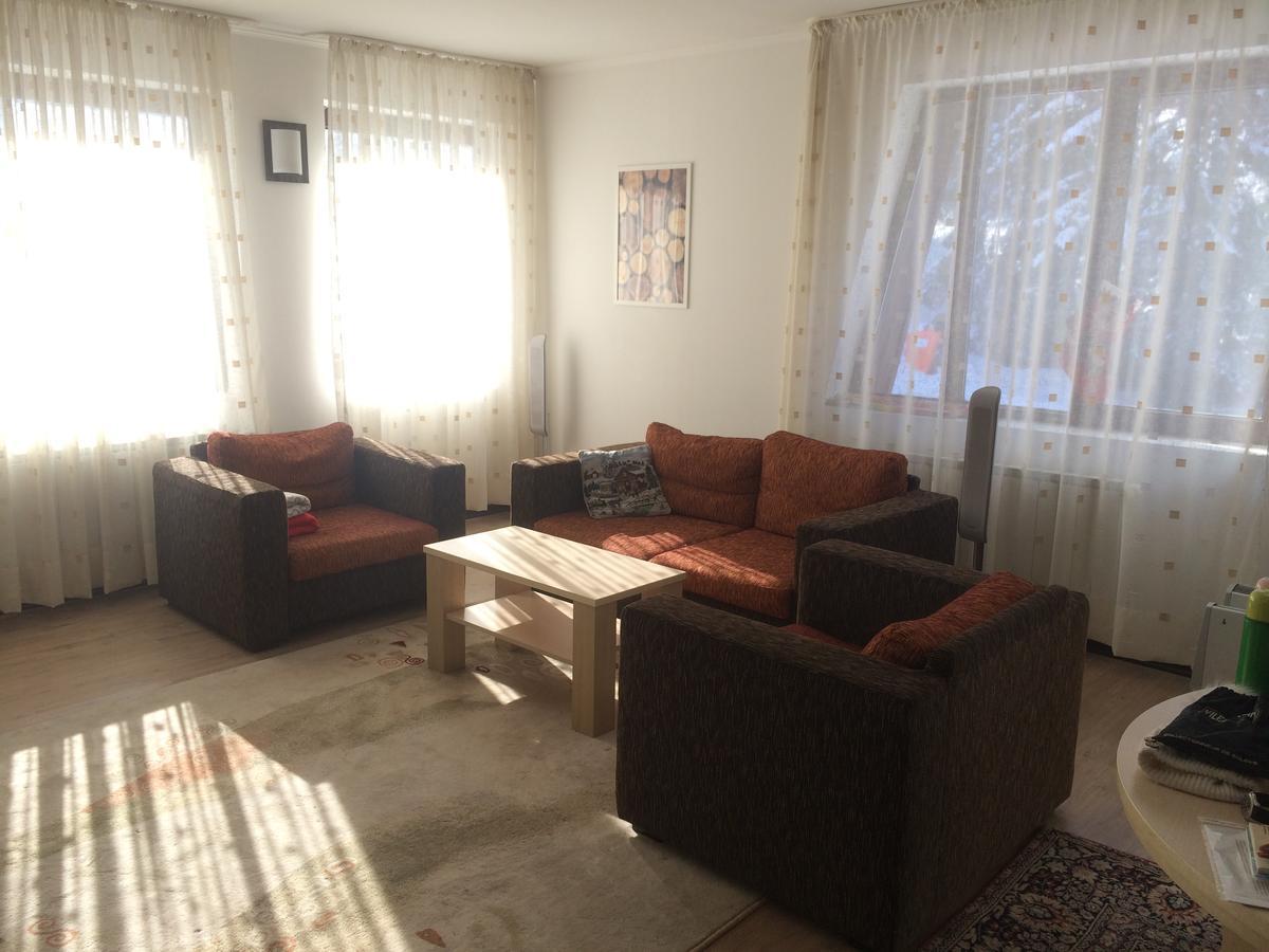 Stenata Huge Ski To Door Apartment Pamporovo Eksteriør bilde